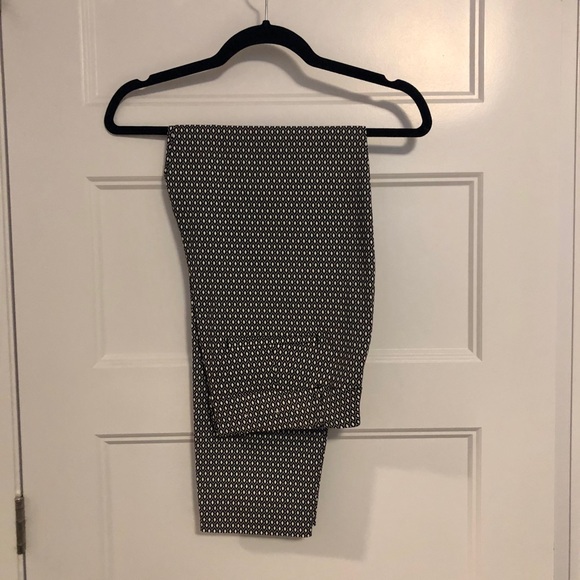 Reitmans Patterned Trousers - Picture 1 of 2